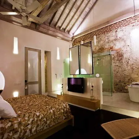 Mansion Hotel