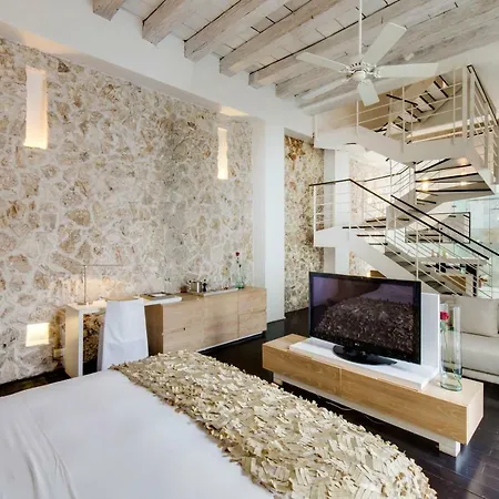 Mansion Hotel 5*